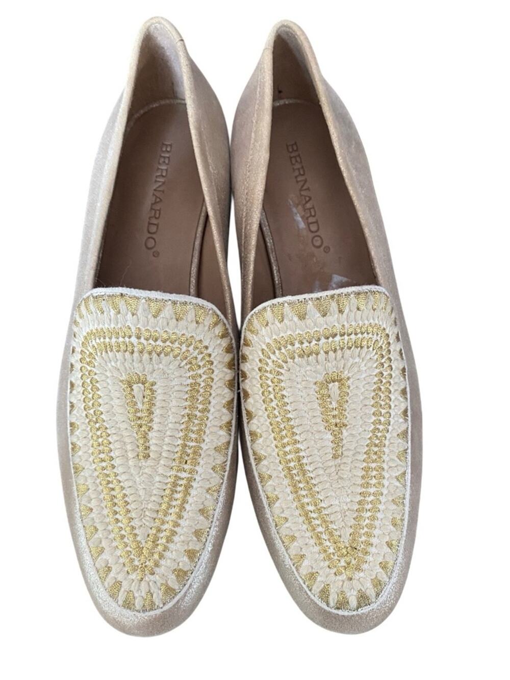 Bernardo Women’s Ivory Gold Metallic Embroidered Loafers size 6